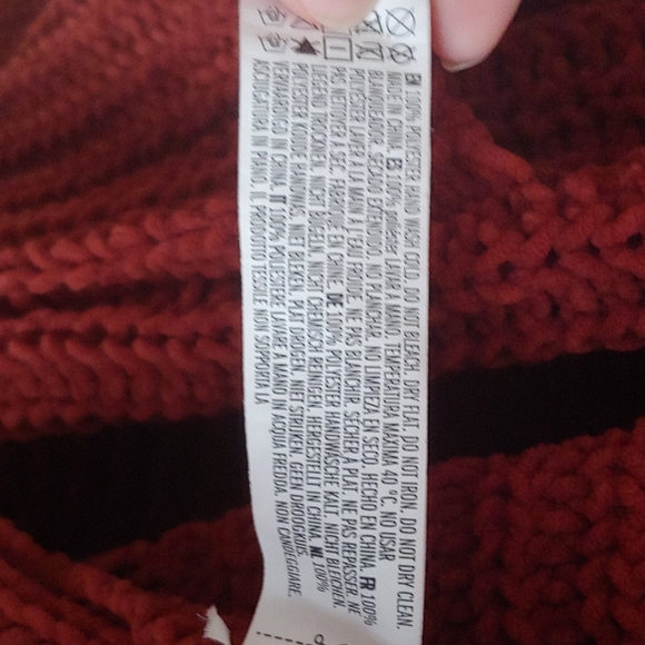 Cardigan - Picture 5 of 6